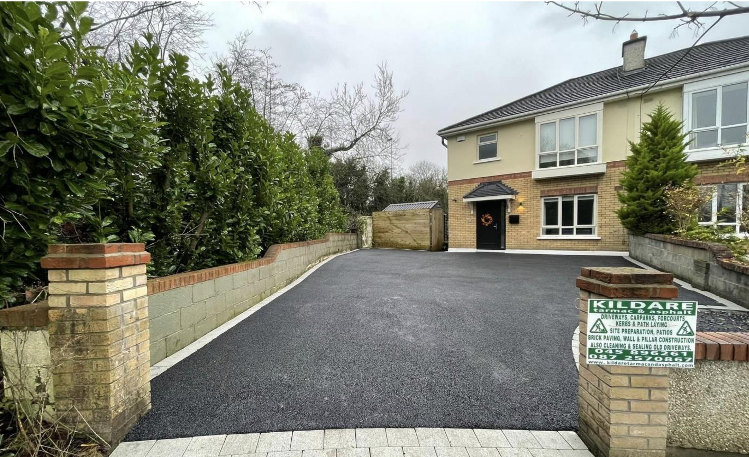 Creative Tarmac Driveway Designs to Add Elegance to Your Irish Home