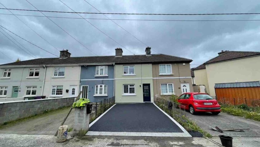 New SMA tarmac driveway with new paving border finished in Dun Laoghaire