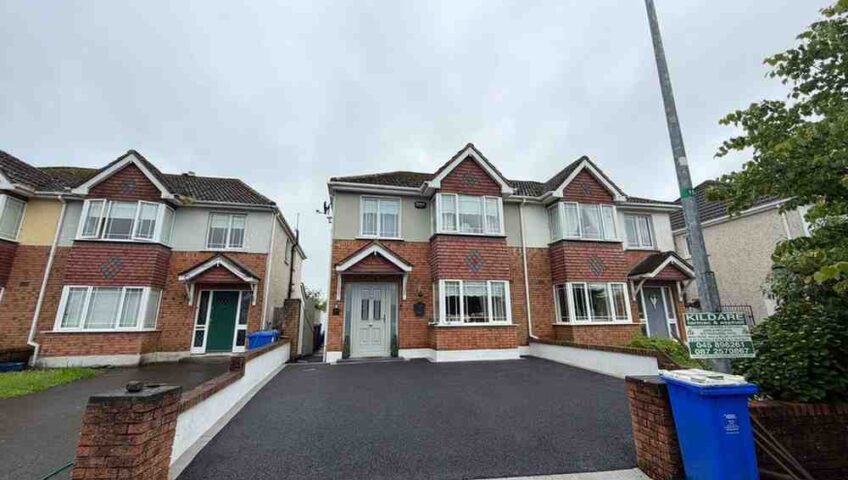 New SMA tarmac driveway completed in Kells Meath