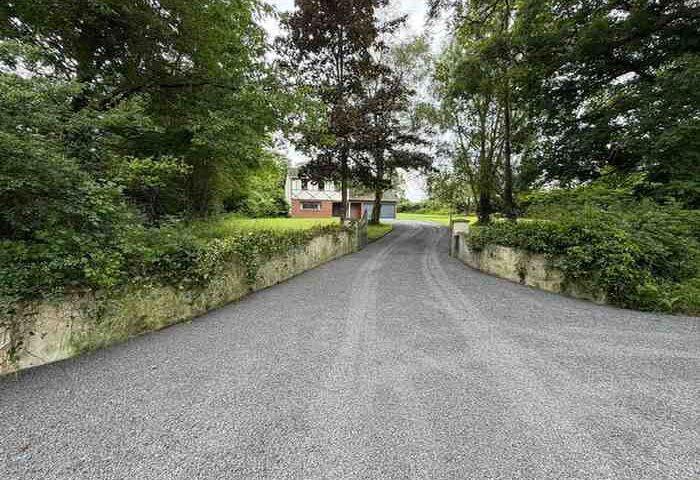 New gravel driveway in Ashbourne